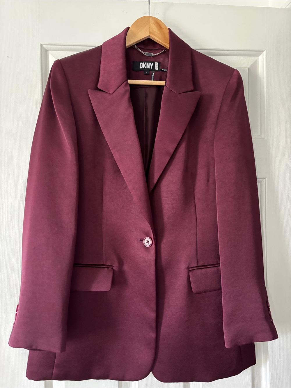 DKNY Women's Wine/Burgundy Single-Button Blazer